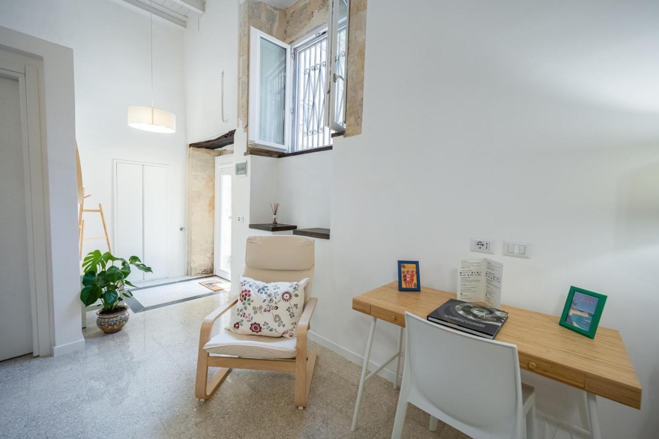 Апартаменты Cortile Santa Teresa Сиракузы Экстерьер фото